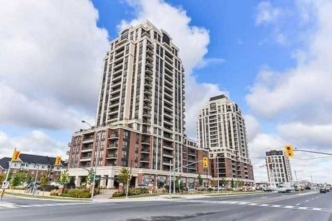 Incredible Unobstructed View Of The Toronto Skyline! Great Layout, Sunny Southern Exposure, 9Ft. Ceilings, Large Balcony, Granite Kit Counter, Under-Mount Sink, Maple Cabinets, Good Sized Master Bdrm W/Large W/I Closet, Laminate Flrs, 24 Hrs Concierg...