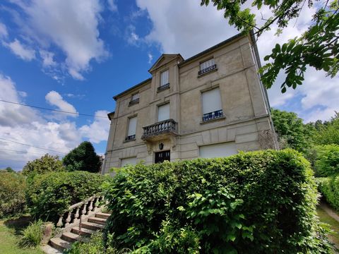 Discover this rare gem in Southern France, walking distance to the local boulangerie, cafe, restaurants and other amenities. Architecturally designed and built in the 1900s, this historic mansion retains much of its original character. The house show...