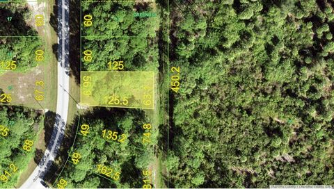 ROTONDA LAKES - DEED RESTRICTED COMMUNITY with SUPER LOW FEES!! City water and sewer available on this 7500 sq ft Residential single family lot in Rotonda Lakes. No CDDs. No scrub jays per the Charlotte County website 08/09/23- please reconfirm durin...