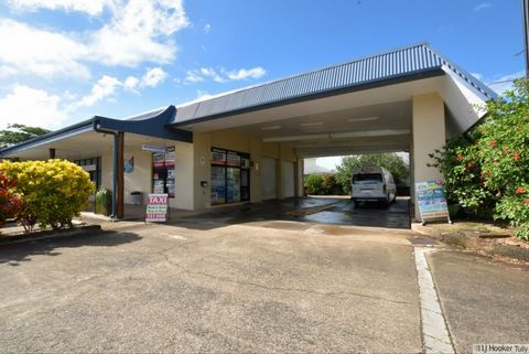 Located in the Cassowary Shopping Village in Mission Beach, this approx. 110m2 shop is ideally situated. Midway between Townsville and Cairns; Mission Beach is made up of four beach villages linked by 14 kilometres of wide golden sands. Here two Worl...