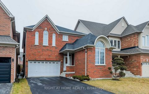 Beautiful Family Home In High Demand Area! Open To Above Maple Stairs, Upgraded Kitchen With Stainless Steel App and a Centre Island. Finished Basement With Sauna, Gym And Great Rm. Spacious And Bright, Lots of Storage, Pot Lights, Backyard Oasis Wit...