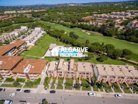 Located in Vilamoura. Unique 3+2 bedroom semidetached villa in a private complex excellently located inside the Millennium Golf Course with golf views. Closed complex with large gardens and communal swimming pool. With 300 sq.m. of built area, the vi...
