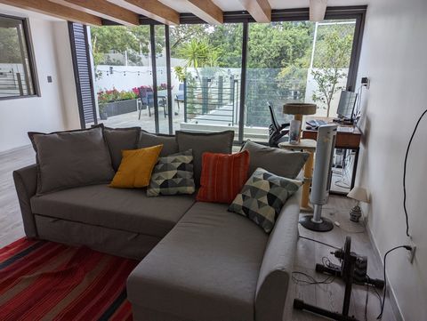 Our home is centrally located in the heart of CDMX, but in a very quiet neighborhood. It has wide spaces, terraces, and plenty of light. We have two cats that will be great company for cat lovers as the cats like to be around people. You will enjoy t...