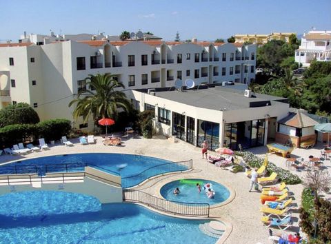 One bedroom flat. Balcony. Toilet. TV, AC and WIFi available swimming Pool 15 min walking to the beach Supermarkets very close by