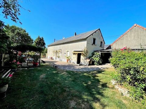 Exclusivity/Burgundy, Morvan des Lacs, Brassy sector, country house approx. 108 m² ready to live in. Beautiful location in a small hamlet between the Lac des Settons and the Lac de Chaumeçon. The house consists of: on the ground floor, entrance to li...