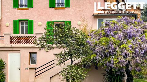 A28621SST06 - Your dream home in Roquefort les Pins: A taste of life in the South of France Discover this charming townhouse offering comfort, convenience and the quintessential South of France lifestyle. With a spacious living area, open plan kitche...