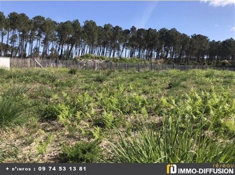 Mandate N°FRP160293: - Site: 559 m2, Sight: Forest. - Additional equipment: - heating: none - More information is available upon request...