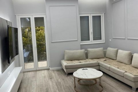 Albanian Real Estate For Sale In Vlore. This brand new luxury apartment has a perfectly position. Close to the city center and near the beach. In a walking distance with all the services needed which make your everday life easier. In this apartment y...