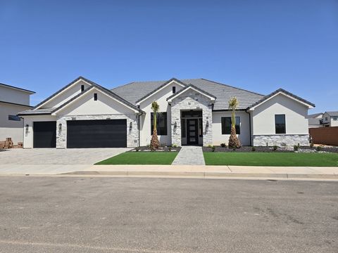 Detailed home built by B1 Builders, Inc. Beautiful finishes and with an open floor plan. Second family room. Front landscape, and block walls on three sides included. Located close to schools. The listing broker's offer of compensation is made only t...