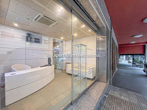 Business in Badalona downtown area, 189.00 m. of surface, property in good condition, south facing, aluminum exterior carpentry. Extras: water, air conditioning. central, air conditioning, heating, city gas, hydromassage, jacuzzi, laundry, electricit...