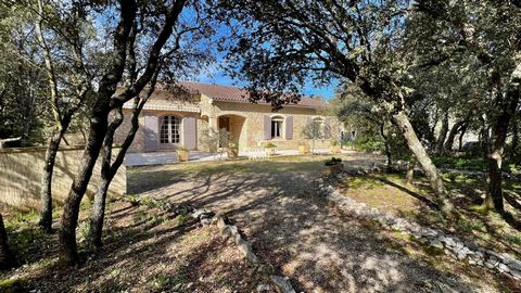 Provence Home, the Luberon real estate agency, is offering for sale a single-storey stone-clad house in the peaceful village of Maubec, set in 1,000 sqm of enclosed tree-lined grounds with potential to add a swimming pool. HOUSE SURROUNDINGS Not isol...