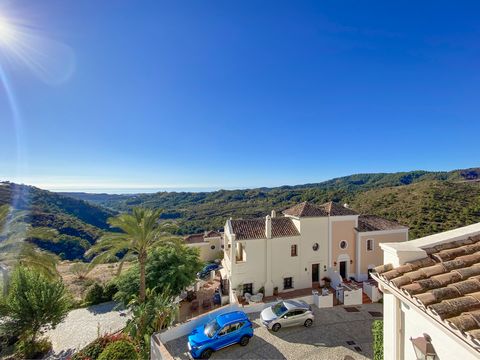 This spacious home is immaculately presented in a classic Mediterranean style and benefits from a superb location within its community that provides the property with stunning, long-ranging sea and mountain views. The tranquil area is completely surr...