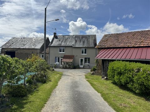 Exclusive ! Ideal for horses ! One hour from Limoges airport, an ensemble of buildings consisting of two houses, large barns, outbuildings, garages, cellars, garden with well, large adjoining land total 8912m2 set apart from the other houses in a sma...