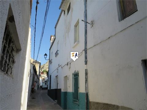 Tolles Lock-Up-and-Go-Haus mit der Möglichkeit, die Terrasse zu erweitern, wenn es mit dem Haus nebenan gekauft wird, das auch vom gleichen Eigentümer verkauft wird (TH4923) Betreten Sie die Eingangstür in das Wohn-Esszimmer mit der Küche geradeaus u...