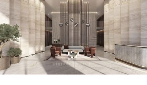 Stunning new 5P in luxury residence (Canada Israel) 2nd floor, also exists on the 14th floor. - large balcony of 18 m² with sea view, -master suite -cellar and 2 pkgs, - tennis court, gym, -games room... Delivery is scheduled in a year. Terrace2 toil...