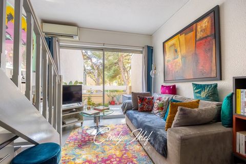 A vendre à La Couronne, T2 en duplex avec terrasse, exposé SUD dans une résidence privée, ainsi qu'une place privative