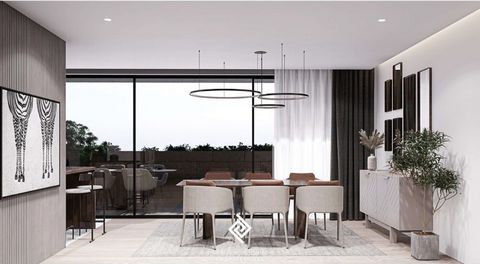 Imagine um deslumbrante apartamento em Vila Nova de Cerveira, onde o encanto natural do Rio Minho faz parte da paisagem do dia a dia. Este refúgio moderno combina sofisticação e conforto, oferecendo uma experiência de vida única. A cozinha, totalment...