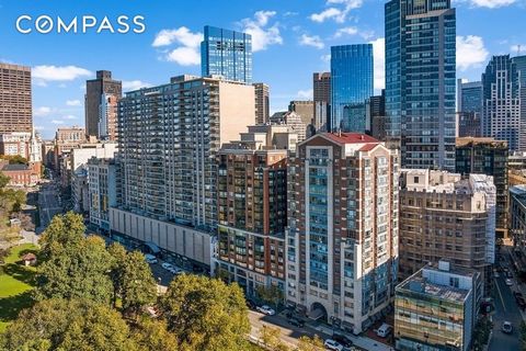 24/7 Attended Valet Parking Space in Parkside Garage. Space #37.. Steps to the Boston Common, Easy access to all major highways, plus dining and shopping. $350 condo fee.