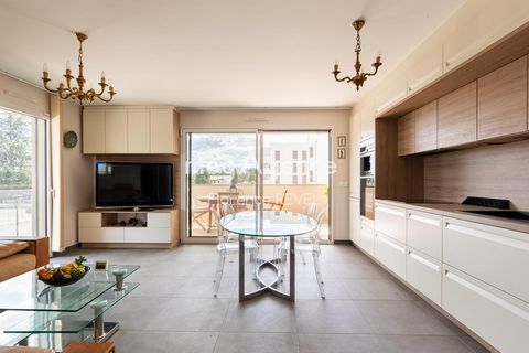 SAINT-CYR au MONT d'OR, T4 avec terrasse dans Parc