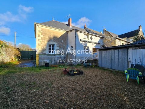 MAISON EN TUFFEAU A FINIR DE RENOVER