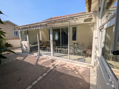 JARNAC CENTRE Maison 3 chambres avec jardin et garage