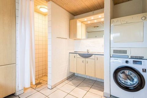 Different and exciting cottage located on a natural plot just a few min. walk from the North Sea. The cottage is furnished with a kitchen in open connection with the dining area. From the dining area there is access to the spacious living room and ac...