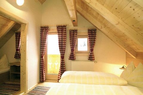 Enchanting, small holiday village right on the edge of the forest, on a hill above the Salzach Valley on the sunny ridge of the Wildkogel. The naturally designed sauna area welcomes you with the perfect ambience to relax after a fulfilling day. The a...