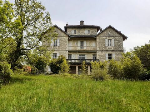 Magnificent 13-bedroom maison de maître built in 1901 from stone. On 4 levels, with a large summer kitchen, garage and workshop in the basement, and a stunning salon, billiards room, kitchen and entrance hall on first floor. Surrounded by grounds of ...