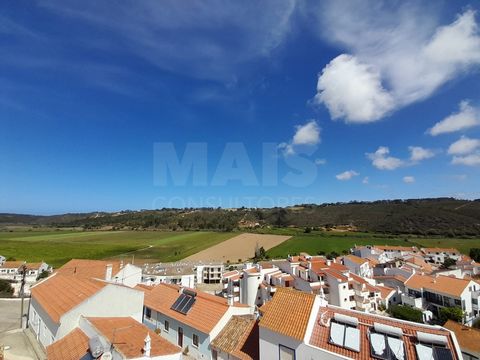 Property | Renovated Building in Odeceixe Highlights |This property is situated at the high point of the charming and quiet village of Odeceixe, just 3 km from the famous Odeceixe beach. The renovation of this coastal building was recently completed ...