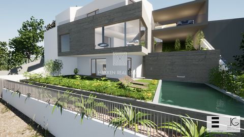 Terreno urbano ubicado en Sintra, con un proyecto ya presentado al ayuntamiento y en fase final de aprobación. El terreno tiene una superficie total de 320m2 y una superficie de implantación de 105m2. El área bruta de construcción es de 315 m2 y tien...