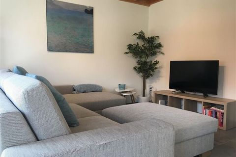 Charming holiday home in the Westhinder domain in Koksijde with 3 bedrooms for max 6 people. Private parking and enclosed garden, ideal for a family with children. Equipped with every comfort, it is perfect for relaxing. Cozy living room with TV, WIF...