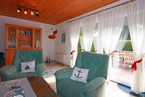 Your holiday apartment is idyllically located between fields, forests and village ponds on the ground floor of the Rosi holiday home in idyllic Schlagsdorf. Relax in absolute peace and beautiful nature. Sunbathe on your own terrace with seating and e...