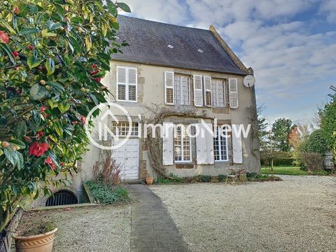 IMMONEW presents a rare property for sale in the historic center of Avranches, on the heights. This property dates from the nineteenth century and is composed of a set of two houses. In the main house: a large living room with woodwork and fireplace,...
