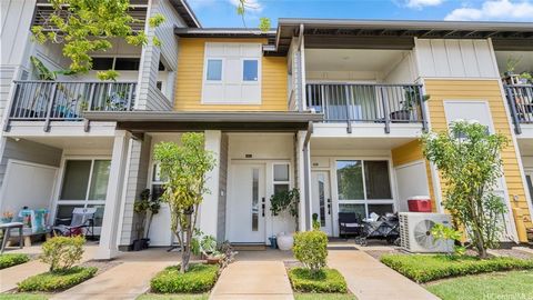 Welcome to this charming 3 bedroom, 2.5 bathroom home located in the heart of one of Oahu's most vibrant communities. This neighborhood offers the perfect blend of convenience & comfort. Discover a spacious living area with plenty of natural light wi...