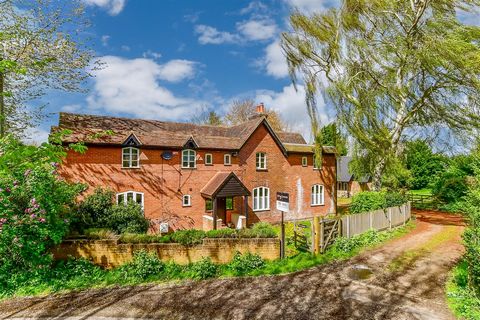 I bought this house twelve years ago and it has been a labour of love to restore it and create a unique home but feel it is now time to downsize. I love the quiet and beauty of the countryside but, at the same time, I can be in Canterbury in just ove...