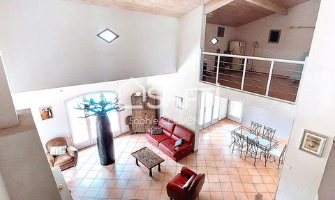 Maison 205 m² - 5 chambres + studio + piscine + garage + terrain 2300 m²