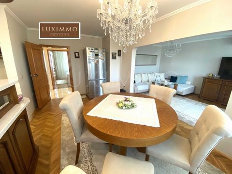 LUXIMMO FINEST ESTATES: ... We present for sale a three-bedroom apartment that attracts attention. It is located in the privileged sq. 'Chaika' of the city of Varna. With an extremely attractive location in close proximity to the Sea Garden and the b...