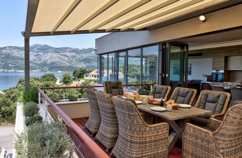 Luxury Villa with 341 square meters, fantastic views, spacious indoor and outdoor spaces for work, with great Wi-Fi connection, equipped with amenities like gym, sauna, private pool and jacuzzi hot tub and surrounded with unspoiled nature.