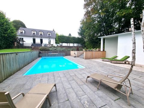 Maison avec dépendance et piscine sur une parcelle de 2245 m²