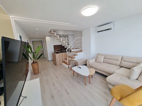 Apartment for sale LUXURY DUPLEX ON THE FIRST LINE TO THE BEACH FOR SALE For sale super duplex 2 1 with surface area 87 m2 near Pista Kosova Beach. The duplex is located on the 5th floor of a new building. The orientation of the apartment is from the...