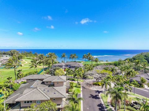 Offrez-vous le summum de la vie de luxe avec cet exceptionnel condo de 3 chambres à coucher et 3,5 niché dans le prestigieux Ka’iulani de Princeville. Ornée d’une vue imprenable sur le 8e fairway du parcours Prince, la vaste véranda couverte vous inv...