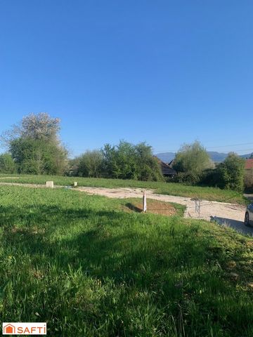 A vendre très beau terrain constructible