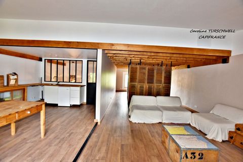 CUERS (83) - MAISON DE VILLAGE DE 274 M² RENOVEE - TRES BEAU CACHET