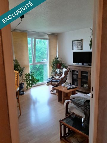 APPARTEMENT LUMINEUX VUE DEGAGEE PROCHE COMMERCES ECOLE