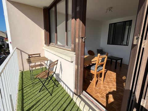 Joli T1 au calme lumineux proche du RER A Le Parc de Saint-Maur