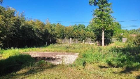 Terrain de 780m2 libre de constructeur
