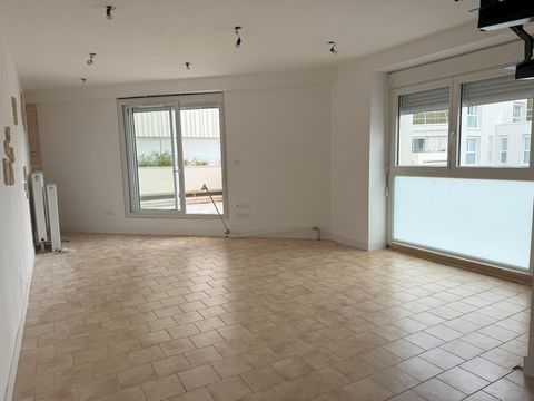 À VENDRE DUPLEX T4 DERNIER ÉTAGE 85 m² BALCON PARKING SOUS-SOL LE PETIT QUEVILLY (76)