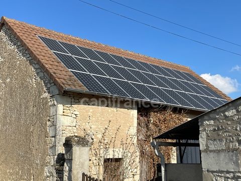 À NAINTRE (86) À vendre Ensemble Grange 155 m² avec toiture refaite et panneaux photovoltaïques Terrain 1123 m²