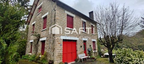 Maison avec un potentiel unique – Un havre de paix dans un village médiéval, à quelques pas de toutes les commodités !