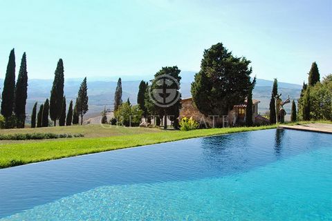 The property “La Vista sulla Vallata” is a typical Tuscan country house, in a hilly, private and panoramic location. The farmhouse spreads on two levels: at ground floor we have a garage, a finished space with bathroom, a large storage room and an ex...